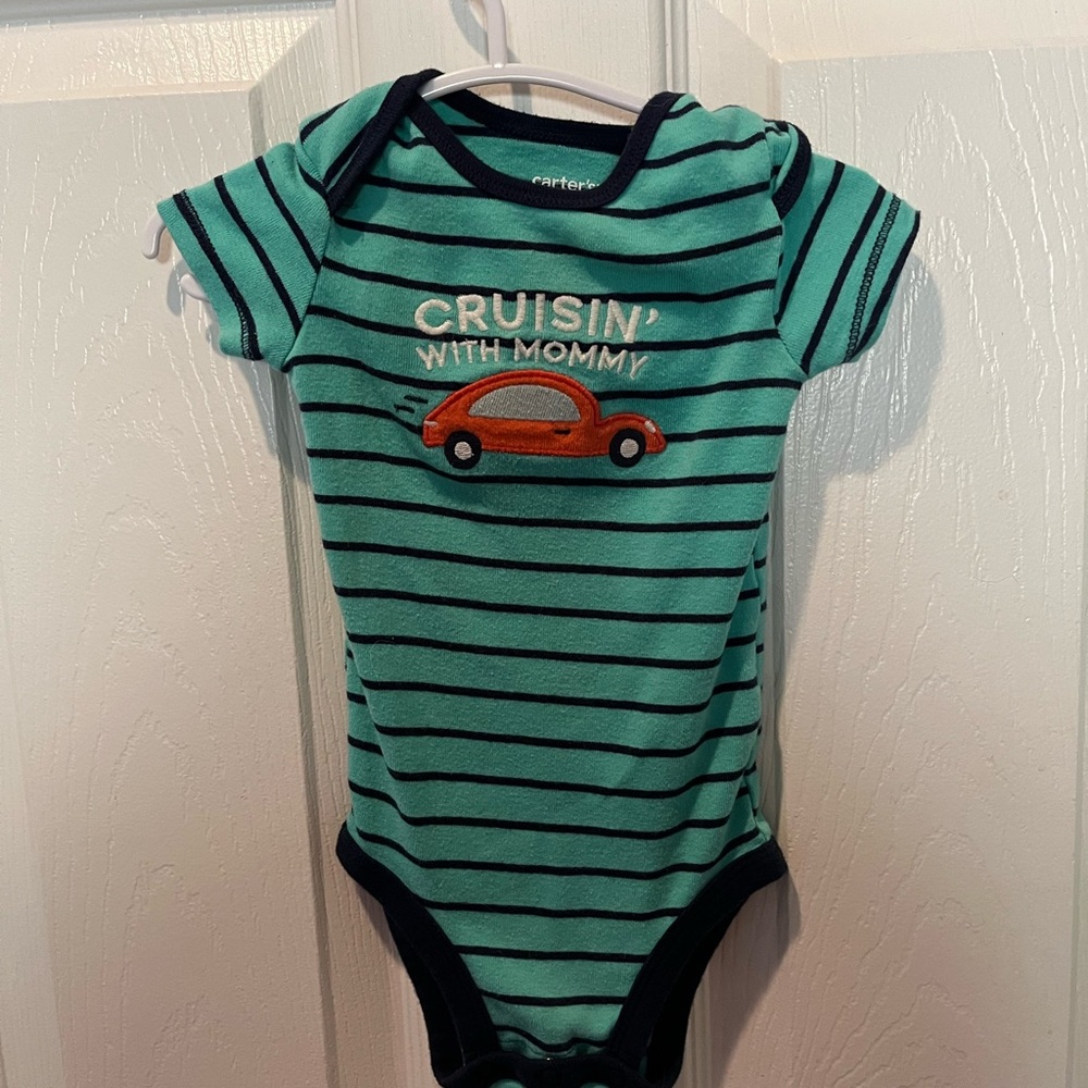❤️5 for 15$ Bundle: Carter’s “Cruisin’ with Mommy” Bodysuit – Green Stripe (6M)